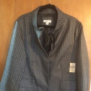 Black & silver houndstooth jacket, 20W, Coldwater
